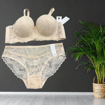 Elegance Lace Padded Bra & Panty Set – Luxury Supportive